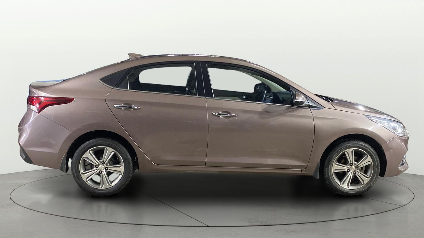 2018 Hyundai Verna 1.6 VTVT SX O, Petrol, Manual, 36,408 km, Right Side View