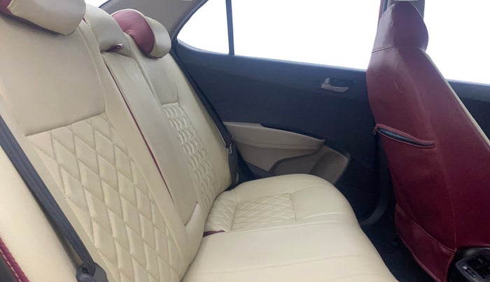 2014 Hyundai Xcent S (O) 1.2, Petrol, Manual, 1,09,221 km, Right Side Rear Door Cabin