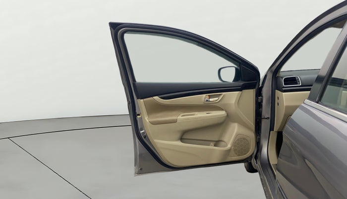 2016 Maruti Ciaz ZXI+, Petrol, Manual, 89,367 km, LHS Front Door