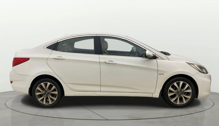 2014 Hyundai Verna FLUIDIC 1.6 CRDI SX AT, Diesel, Automatic, 68,737 km, Right Side View