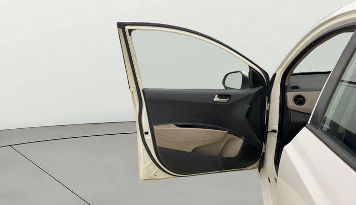 2015 Hyundai Xcent S 1.2, CNG, Manual, 97,853 km, LHS Front Door