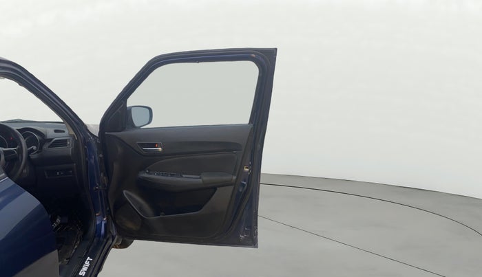 2021 Maruti Swift VXI, Petrol, Manual, 53,639 km, RHS Front Door