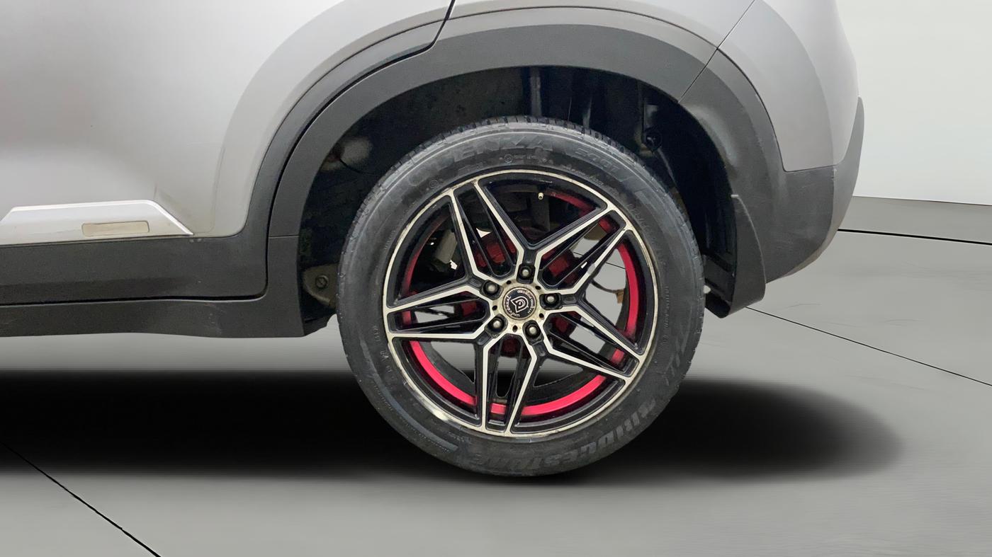 2021 KIA SONET HTE 1.2, Petrol, Manual, 50 km, Left Rear Wheel