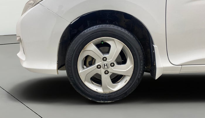 2016 Honda City 1.5L I-VTEC VX (O) MT, Petrol, Manual, 1,20,304 km, Left Front Wheel