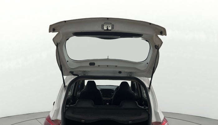 2018 Hyundai Grand i10 SPORTZ 1.2 KAPPA VTVT, CNG, Manual, 50,833 km, Boot Door Open