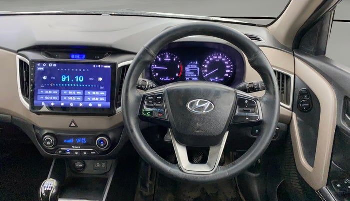 2015 Hyundai Creta SX (O) 1.6 DIESEL, Diesel, Manual, 1,36,382 km, Steering Wheel Close Up