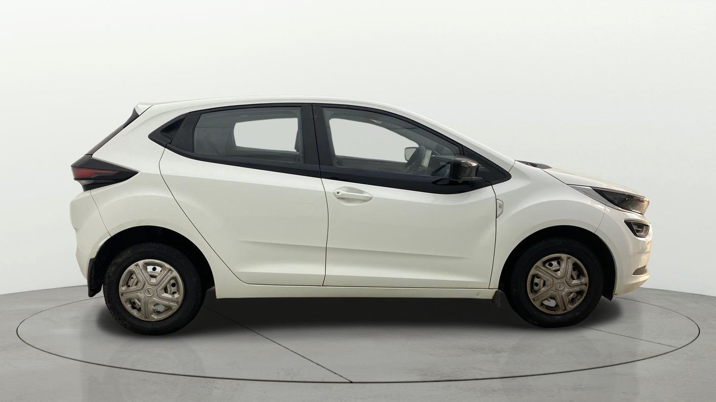2021 Tata ALTROZ XE PETROL, Petrol, Manual, 32,631 km, Right Side View