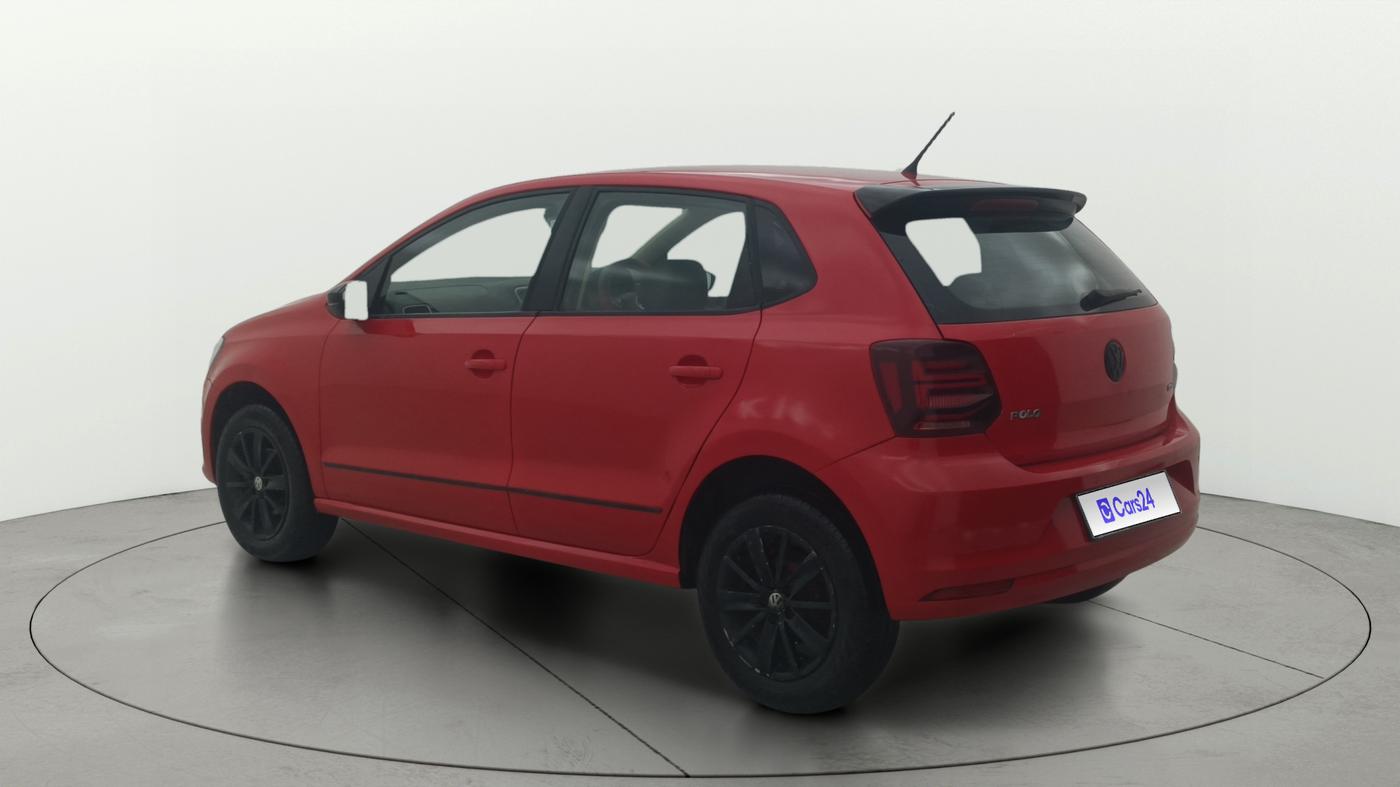 2016 Volkswagen Polo HIGHLINE1.5L, Diesel, Manual, 1,46,206 km, Left Back Diagonal