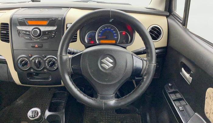 2017 Maruti Wagon R 1.0 VXI, Petrol, Manual, 27,056 km, Steering Wheel Close Up