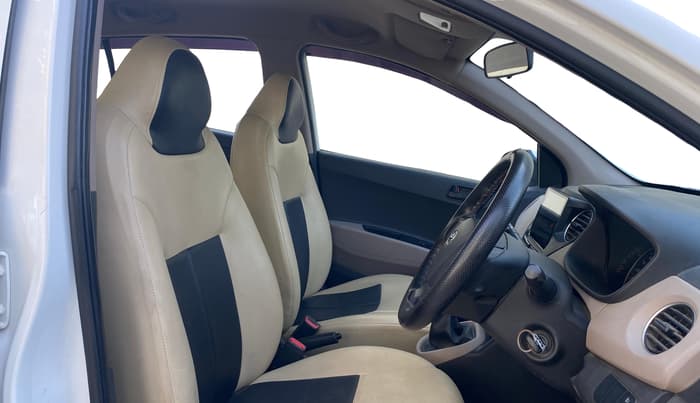 2018 Hyundai Grand i10 MAGNA 1.2 KAPPA VTVT, Petrol, Manual, 26,665 km, Right Side Front Door Cabin