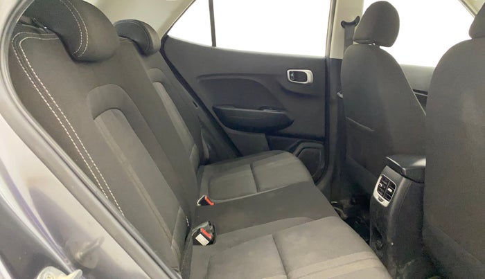 2021 Hyundai VENUE SX 1.0 TURBO, Petrol, Manual, 60,535 km, Right Side Rear Door Cabin