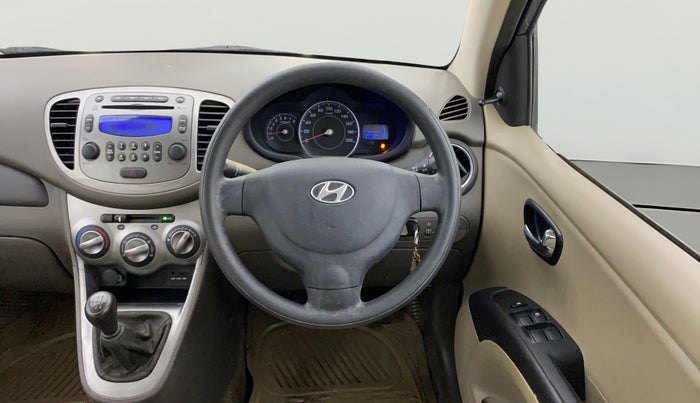 2014 Hyundai i10 SPORTZ 1.1, Petrol, Manual, 20,612 km, Steering Wheel Close Up