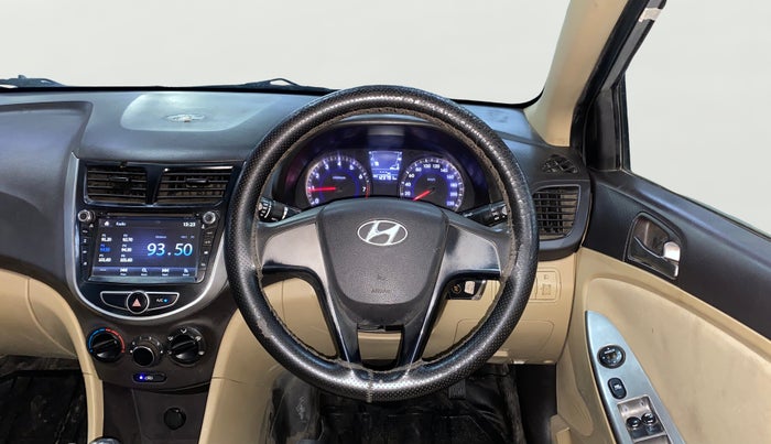 2016 Hyundai Verna 1.4 VTVT, Petrol, Manual, 1,23,771 km, Steering Wheel Close Up