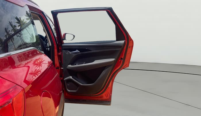 2019 MG HECTOR SHARP 1.5 DCT PETROL, Petrol, Automatic, 31,759 km, RHS Rear Door