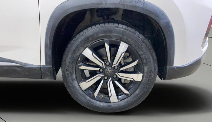 2020 MG HECTOR SMART HYBRID 1.5 PETROL, Petrol, Manual, 36,335 km, Right Front Wheel