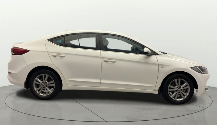 2018 Hyundai New Elantra 2.0 SX AT PETROL, Petrol, Automatic, 1,04,317 km, Right Side View
