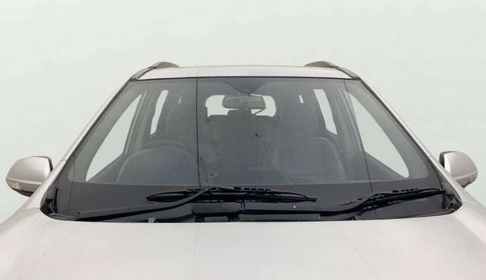 2015 Mahindra XUV500 W10, Diesel, Manual, 1,25,739 km, Front Windshield