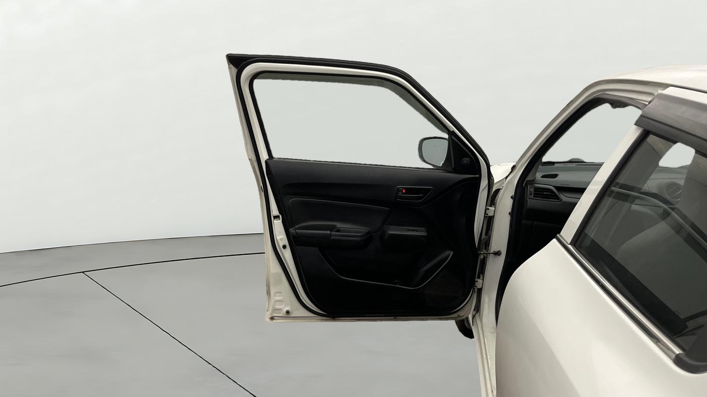 2019 Maruti Swift LDI, Diesel, Manual, 74,366 km, LHS Front Door