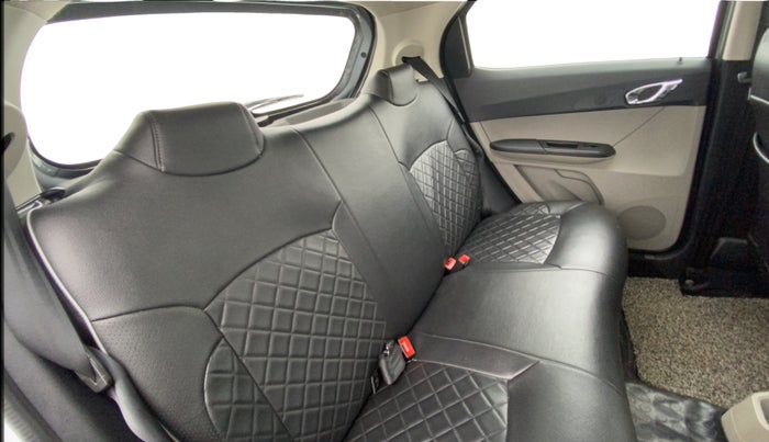 2018 Tata Tiago XZA PETROL, Petrol, Automatic, 63,540 km, Right Side Rear Door Cabin
