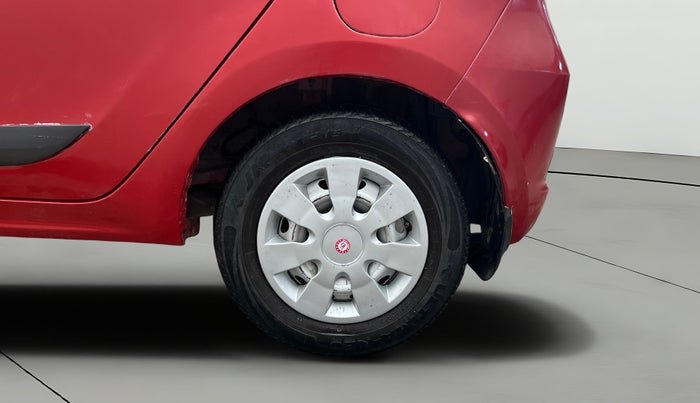 2019 Tata Tiago XE PETROL, CNG, Manual, 93,643 km, Left Rear Wheel