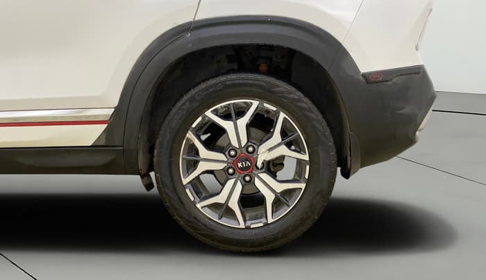 2020 KIA SELTOS GTX PLUS AT 1.5 DIESEL, Diesel, Automatic, 1,03,275 km, Left Rear Wheel