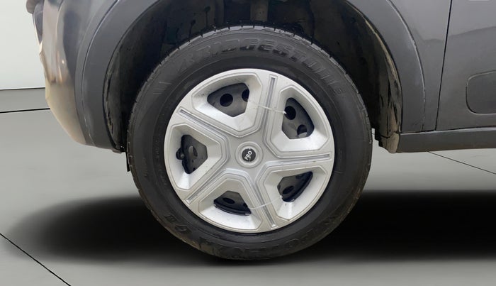 2018 Tata NEXON XE DIESEL, Diesel, Manual, 61,900 km, Left Front Wheel