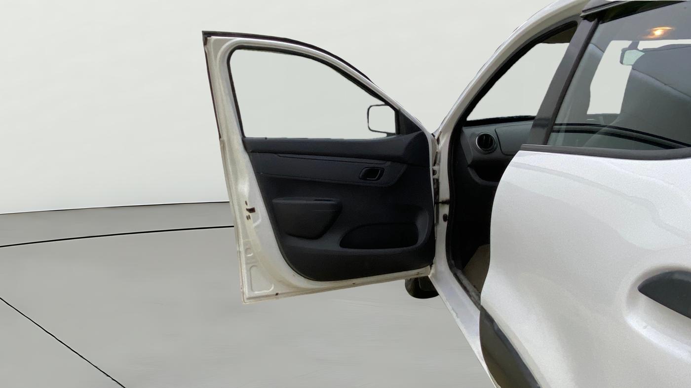 2015 Renault Kwid RXT 0.8, Petrol, Manual, 58,244 km, LHS Front Door
