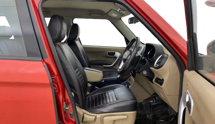 2017 Mahindra TUV300 T8 AMT, Diesel, Automatic, 1,35,545 km, Right Side Front Door Cabin