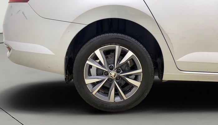 2022 Skoda SLAVIA STYLE 1.5L TSI DSG, Petrol, Automatic, 50,227 km, Right Rear Wheel