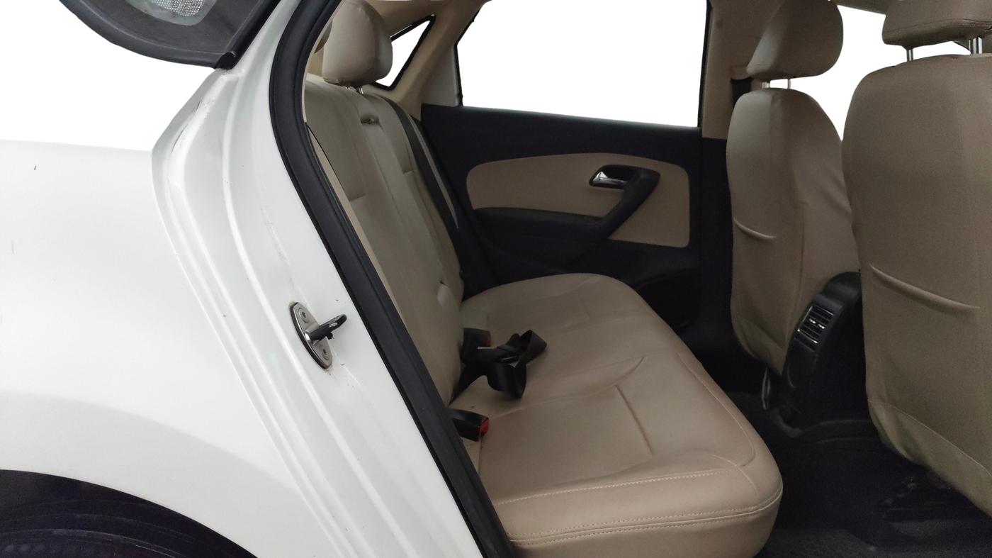 2019 Skoda Rapid AMBITION 1.6 MPI MT, Petrol, Manual, 58,054 km, Right Side Rear Door Cabin