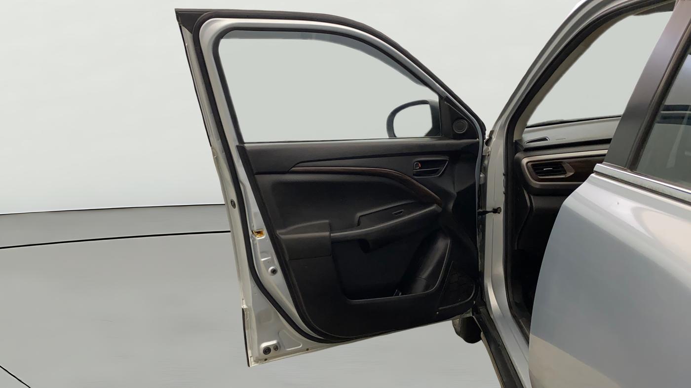 2022 Maruti BREZZA LXI SMART HYBRID, Petrol, Manual, 30,951 km, LHS Front Door