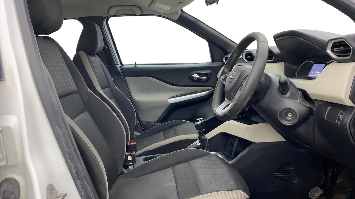 2021 Nissan MAGNITE XL, Petrol, Manual, 47,315 km, Right Side Front Door Cabin