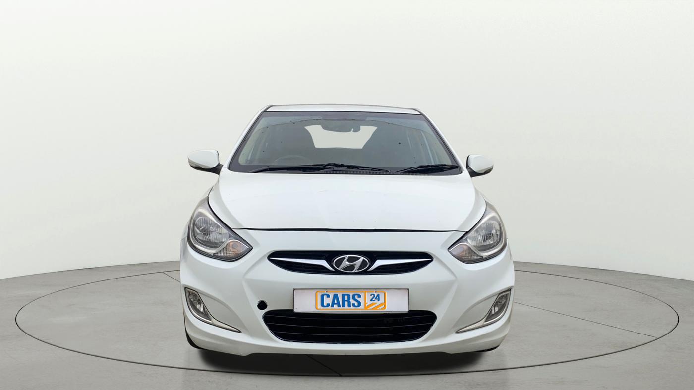 2012 Hyundai Verna FLUIDIC 1.6 CRDI SX, Diesel, Manual, 1,11,560 km, Front