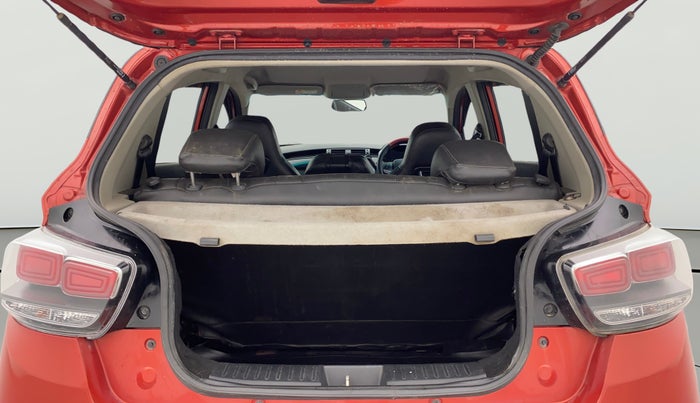 2018 Mahindra KUV 100 NXT K8 P 6 STR, Petrol, Manual, 33,453 km, Boot Open Zoomed View