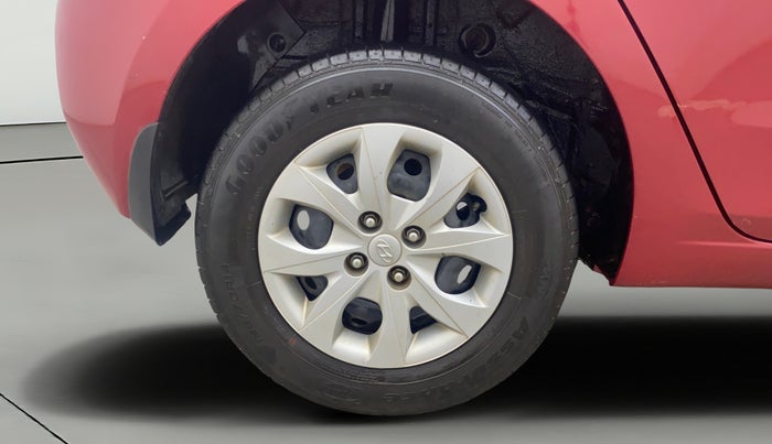 2020 Hyundai Elite i20 MAGNA PLUS 1.2, Petrol, Manual, 34,827 km, Right Rear Wheel