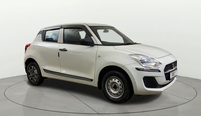 2024 Maruti Swift LXi, Petrol, Manual, 33,299 km, Right Front Diagonal
