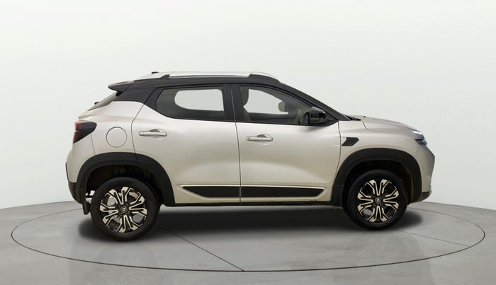 2022 Renault Kiger RXT (O) MT DUAL TONE, Petrol, Manual, 24,402 km, Right Side View