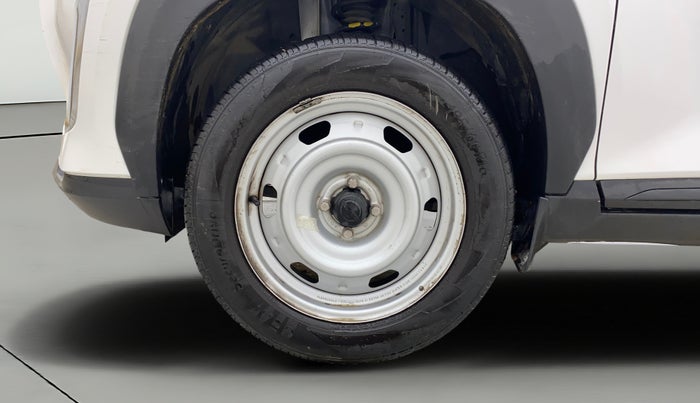 2023 Nissan MAGNITE XE, Petrol, Manual, 11,691 km, Left Front Wheel