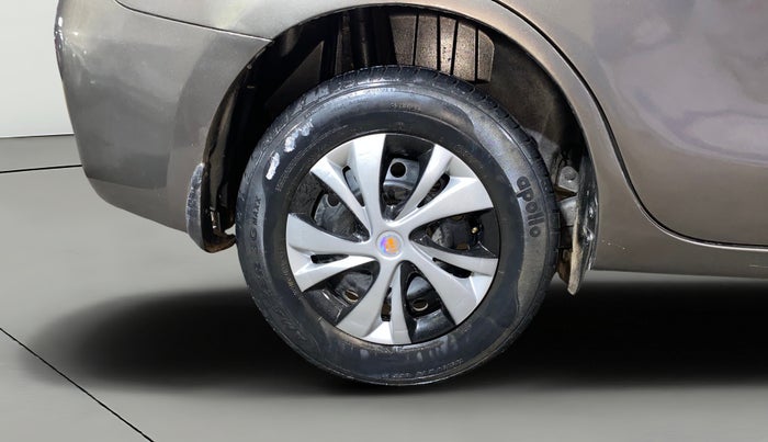 2018 Maruti Dzire VXI, Petrol, Manual, 52,210 km, Right Rear Wheel