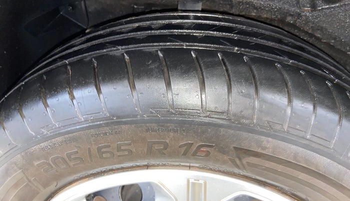 2022 Tata NEXON XM SUNROOF DIESEL, Diesel, Manual, 36,950 km, Right Rear Tyre Tread