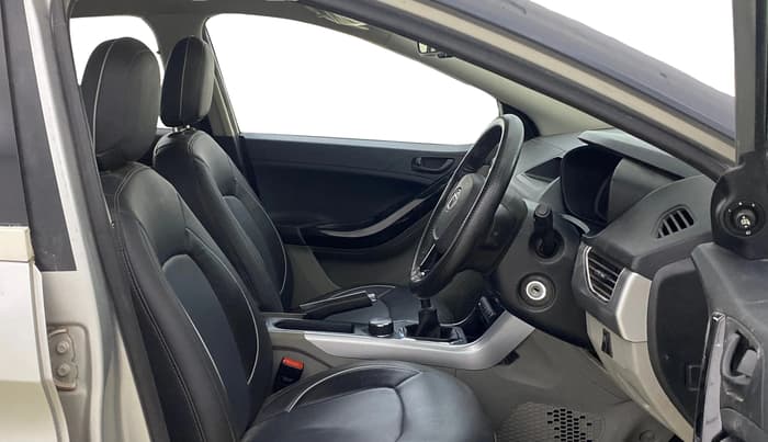 2018 Tata NEXON XT PETROL, Petrol, Manual, 62,008 km, Right Side Front Door Cabin