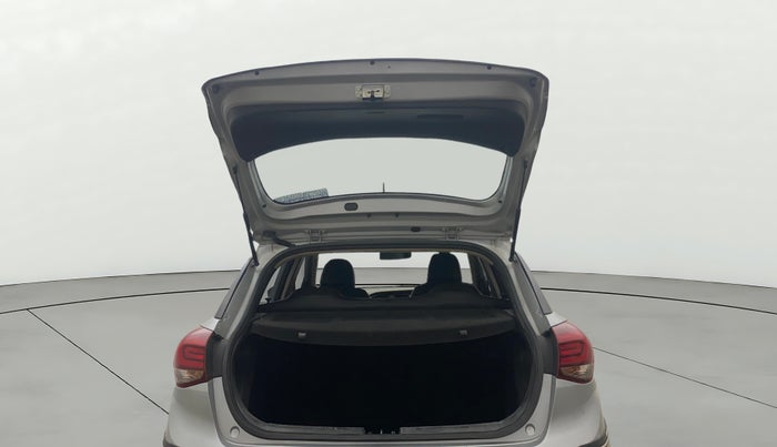 2020 Hyundai Elite i20 SPORTZ PLUS 1.2, Petrol, Manual, 36,434 km, Boot Open Zoomed View