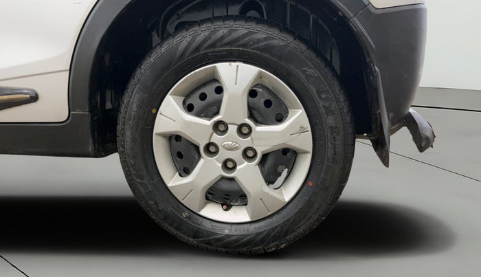 2021 Mahindra XUV300 W6 1.5 Sunroof Diesel, Diesel, Manual, 71,527 km, Left Rear Wheel