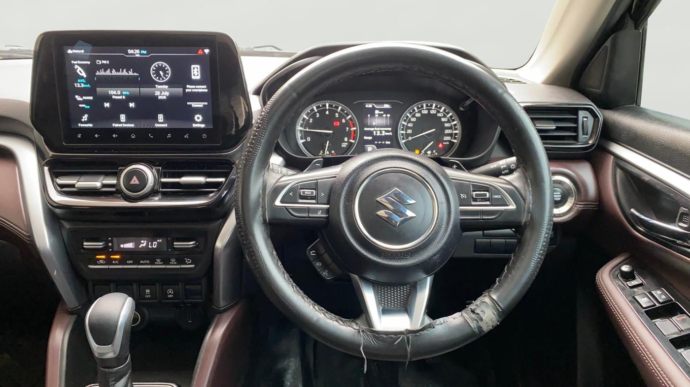 2023 Maruti Grand Vitara ALPHA SMART HYBRID ALLGRIP, Petrol, Manual, 73,765 km, Steering Wheel Close Up