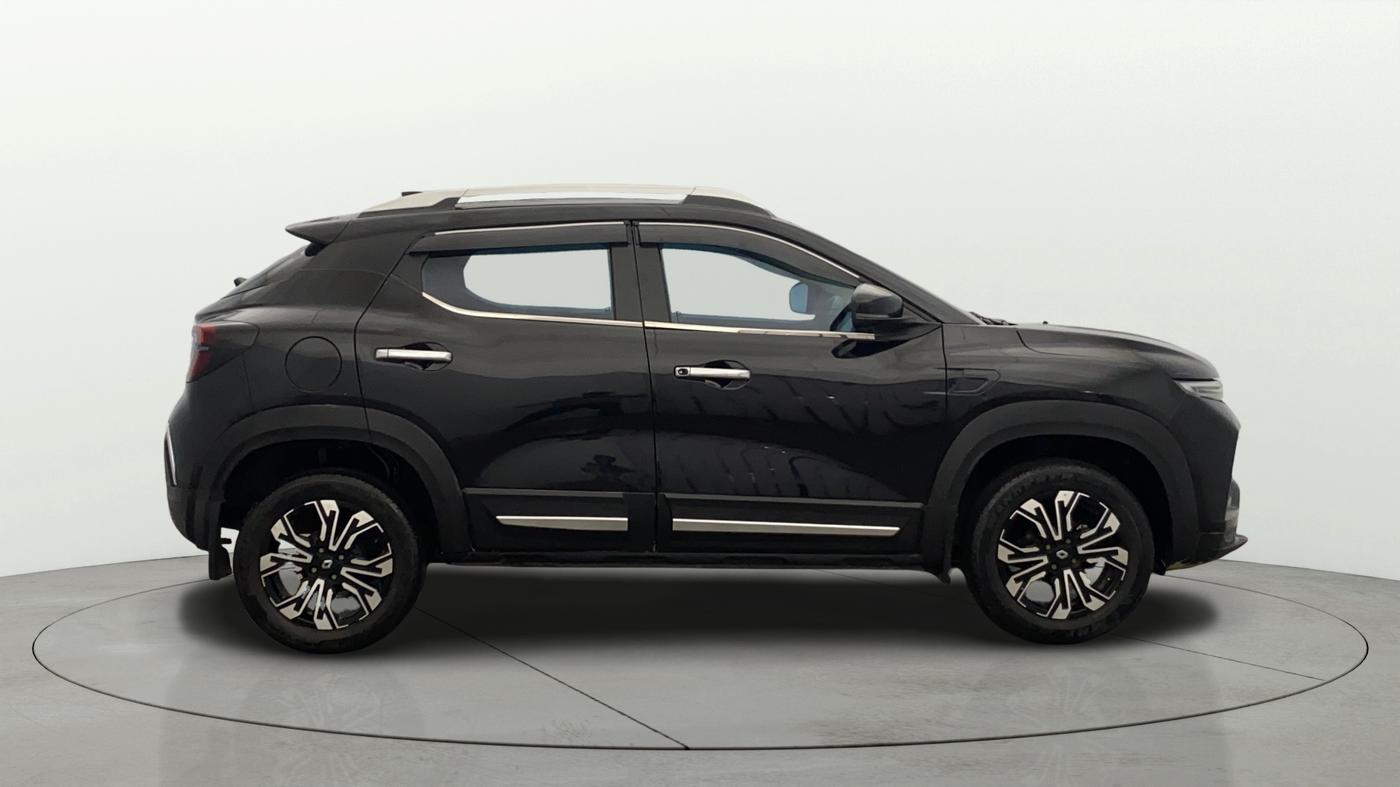 2022 Renault Kiger RXT (O) MT, Petrol, Manual, 27,994 km, Right Side View