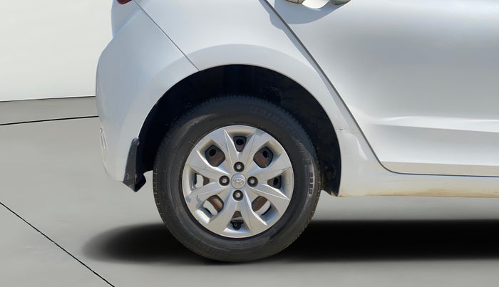 2017 Hyundai Elite i20 SPORTZ 1.2, Petrol, Manual, 58,247 km, Right Rear Wheel