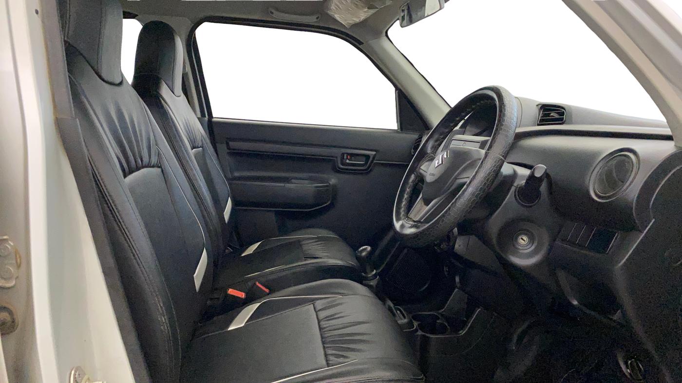 2019 Maruti S PRESSO VXI, Petrol, Manual, 36,849 km, Right Side Front Door Cabin
