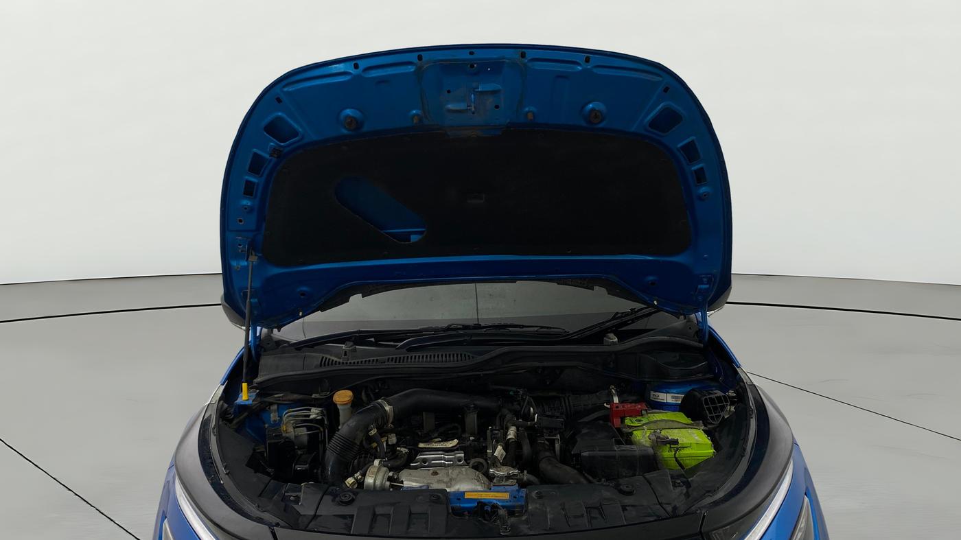 2021 Tata ALTROZ XZ PETROL, Petrol, Manual, 26,606 km, Open Bonet