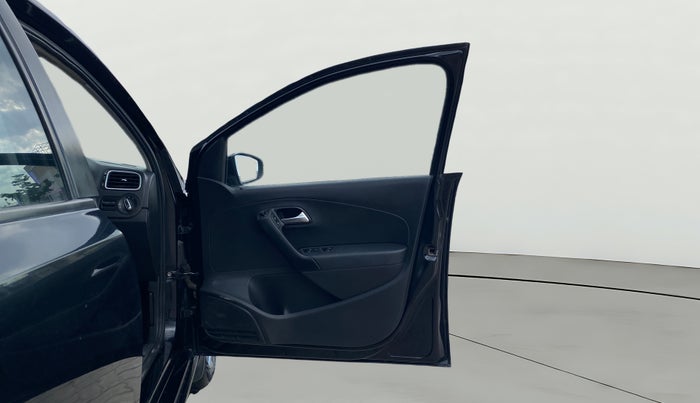 2019 Volkswagen Polo HIGHLINE PLUS 1.0 16 ALLOY, Petrol, Manual, 67,008 km, RHS Front Door