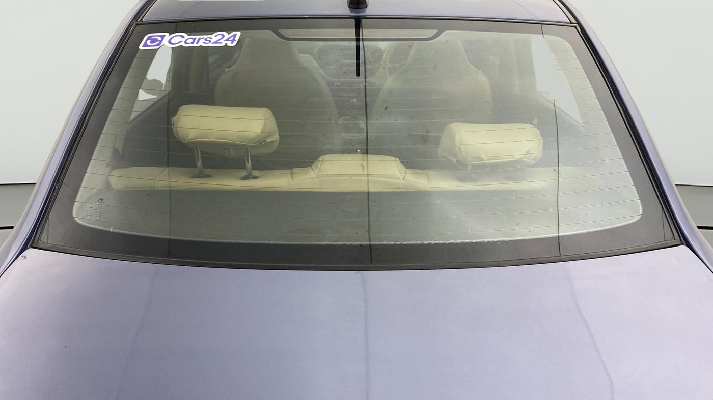 2015 Hyundai Xcent SX AT 1.2 (O), Petrol, Automatic, 50,093 km, Rear Windshield